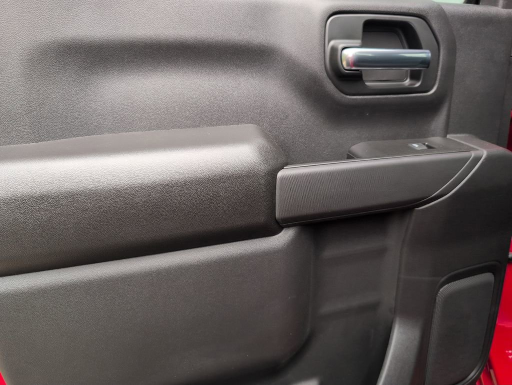 New 2026 Chevrolet Silverado 1500 Custom w/ Turbomax Blackout Package image 31