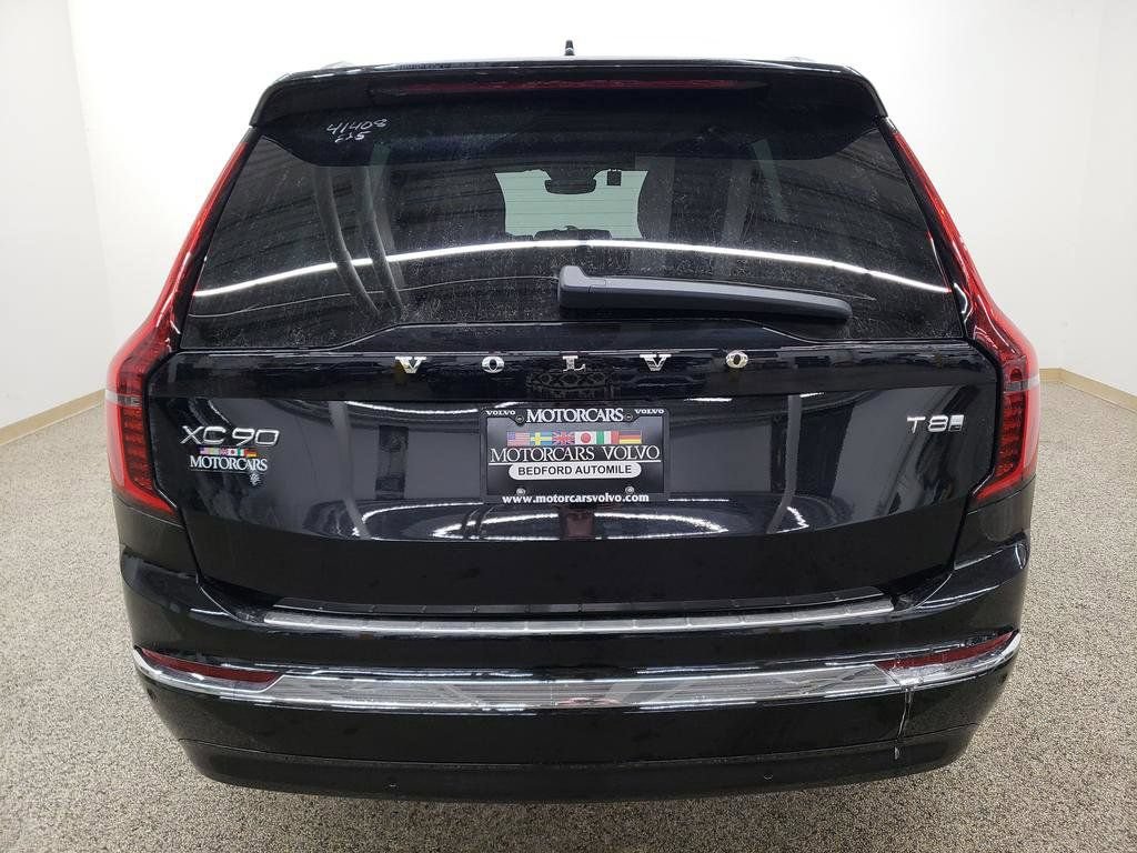 New 2025 Volvo XC90 T8 Core w/ Protection Package Premier AWD/4WD image 5