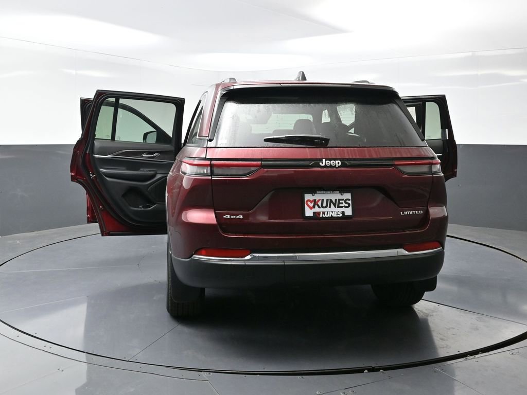 New 2025 Jeep Grand Cherokee Limited w/ Trailer Tow Package image 57