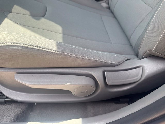 Used 2024 Hyundai Elantra SEL FWD image 13