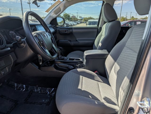 Used 2023 Toyota Tacoma SR AWD/4WD image 25