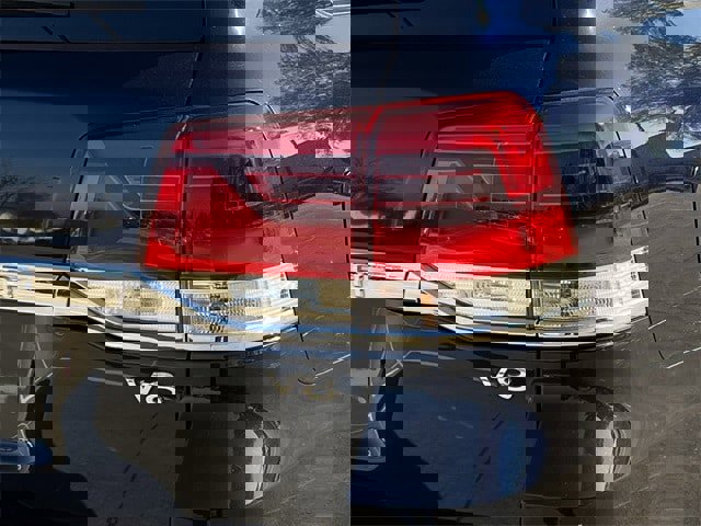 Used 2017 Toyota Land Cruiser image 6