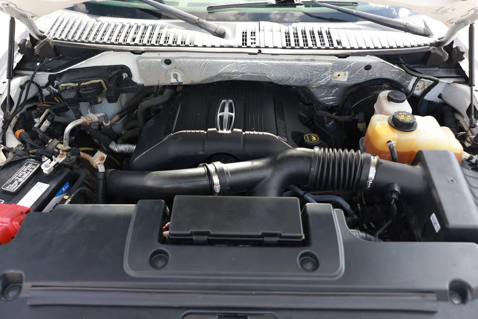 Used 2015 Lincoln Navigator L 2WD image 52