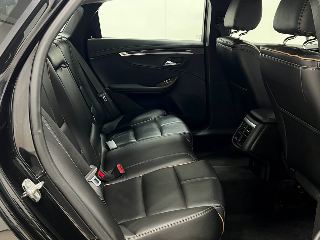 Used 2015 Chevrolet Impala LTZ FWD image 32