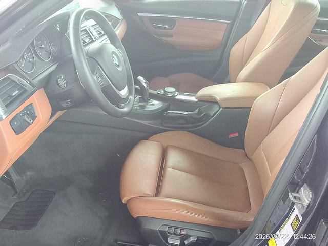 Used 2017 BMW 330i xDrive Sedan AWD/4WD image 7