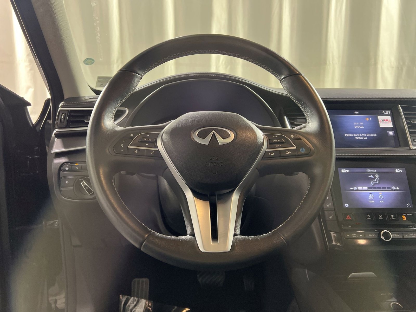 Used 2022 INFINITI QX50 Luxe image 22