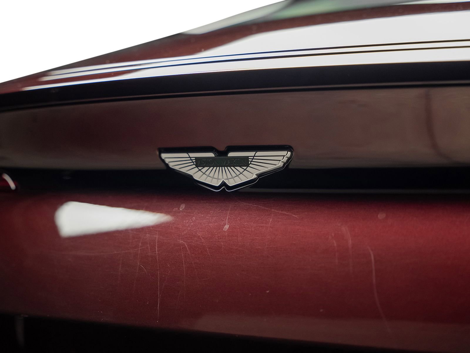 Used 2017 Aston Martin DB11 V12 RWD image 19
