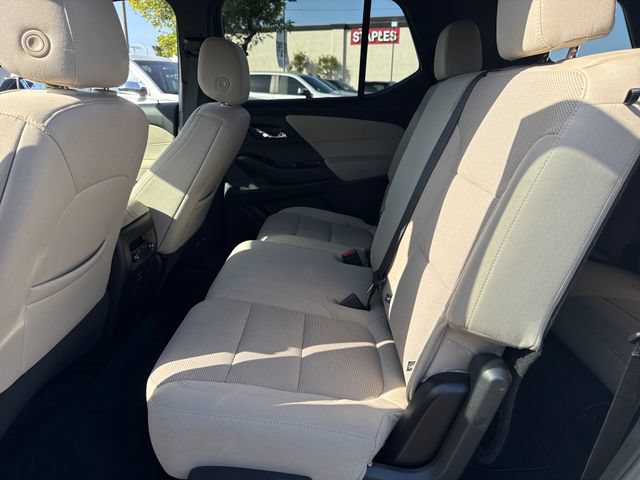 Certified 2023 Chevrolet Traverse LS FWD image 24