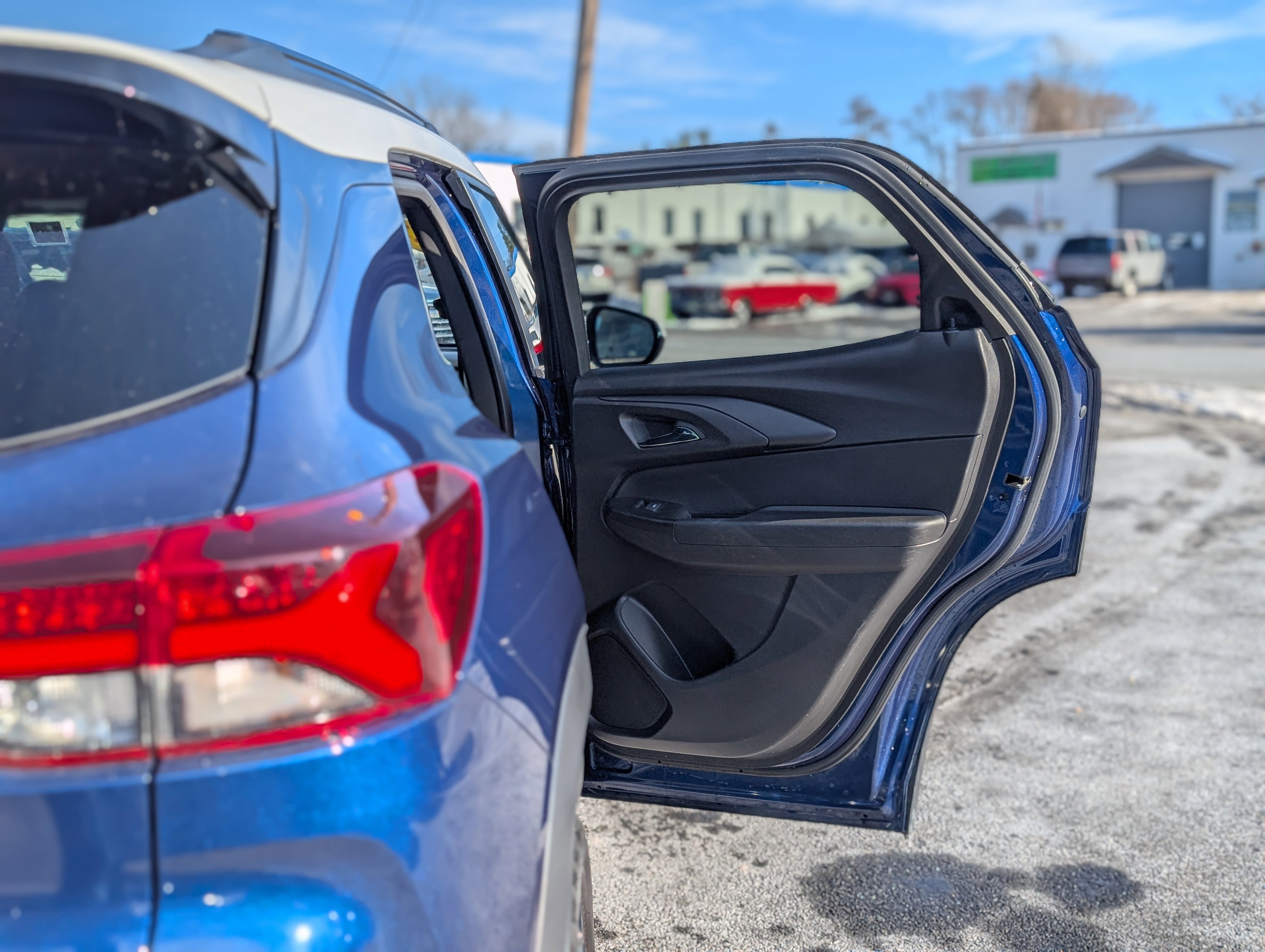 Certified 2023 Chevrolet TrailBlazer ACTIV w/ Convenience Package image 36