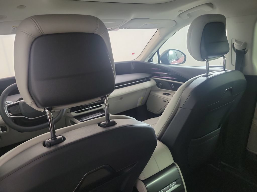New 2026 Lincoln Nautilus Reserve AWD/4WD image 14