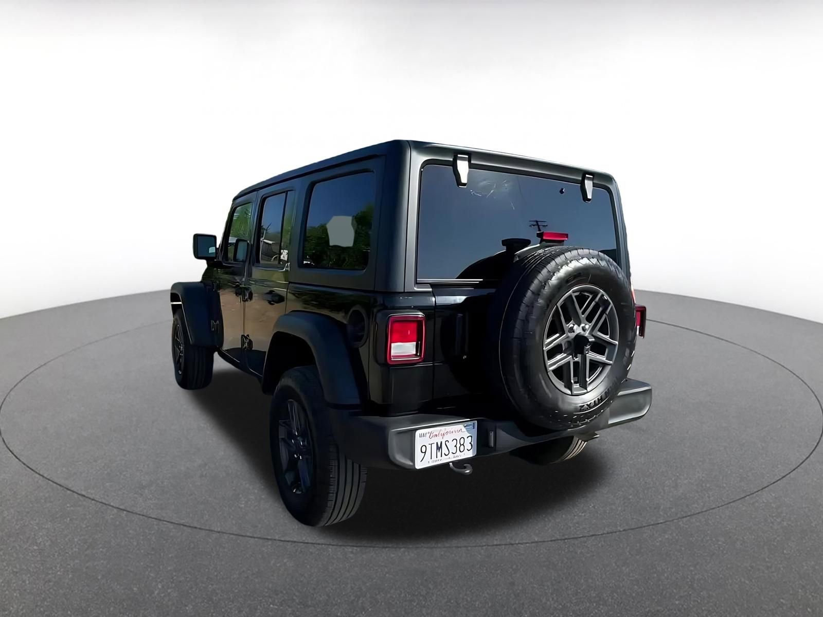 Used 2025 Jeep Wrangler Sport S AWD/4WD image 12