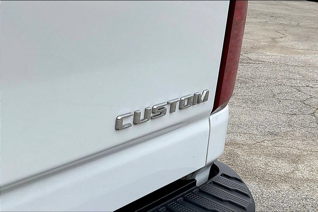 Used 2025 Chevrolet Silverado 2500 Custom w/ Custom Value Package AWD/4WD image 32