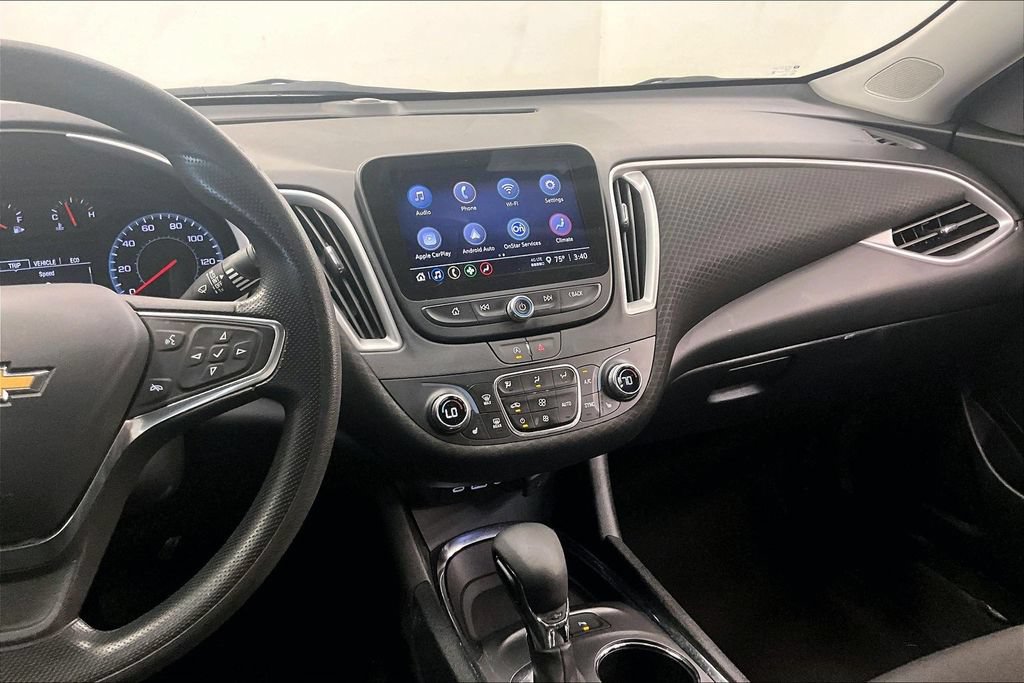 Used 2024 Chevrolet Malibu LT FWD image 5