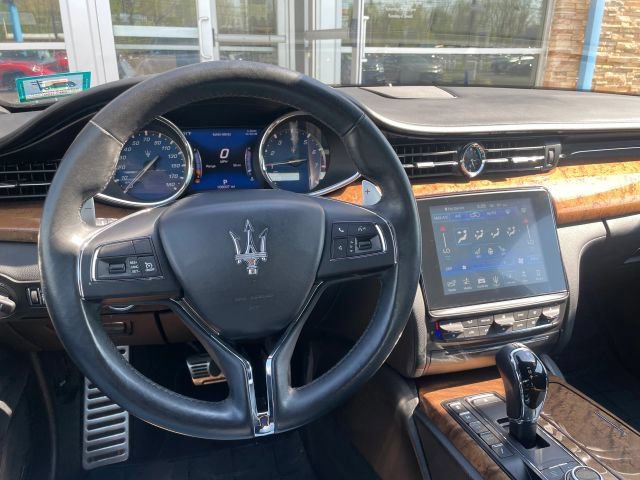 Used 2018 Maserati Quattroporte S Q4 AWD/4WD image 23
