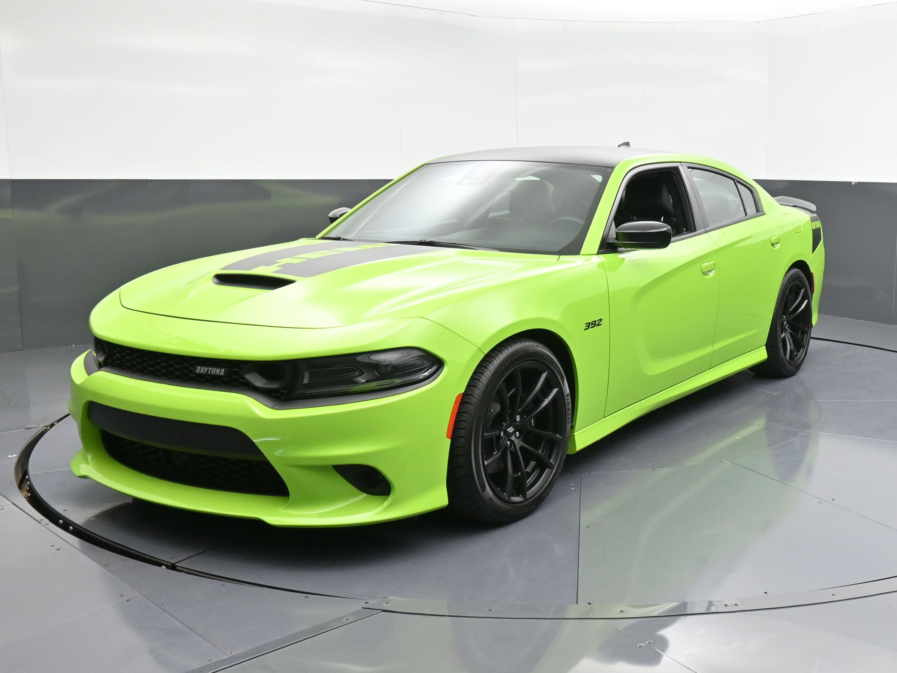 Used 2023 Dodge Charger Scat Pack w/ Daytona Edition Group image 4