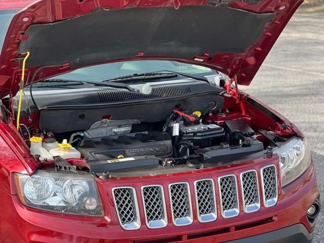 Used 2016 Jeep Compass Latitude image 43