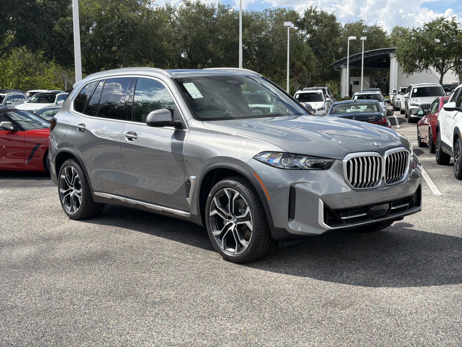 New 2026 BMW X5 sDrive40i RWD image 2