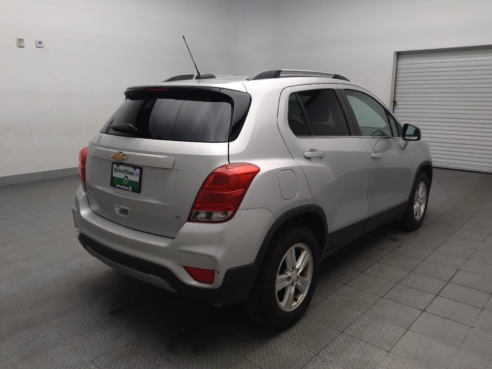 Used 2017 Chevrolet Trax LT FWD image 9