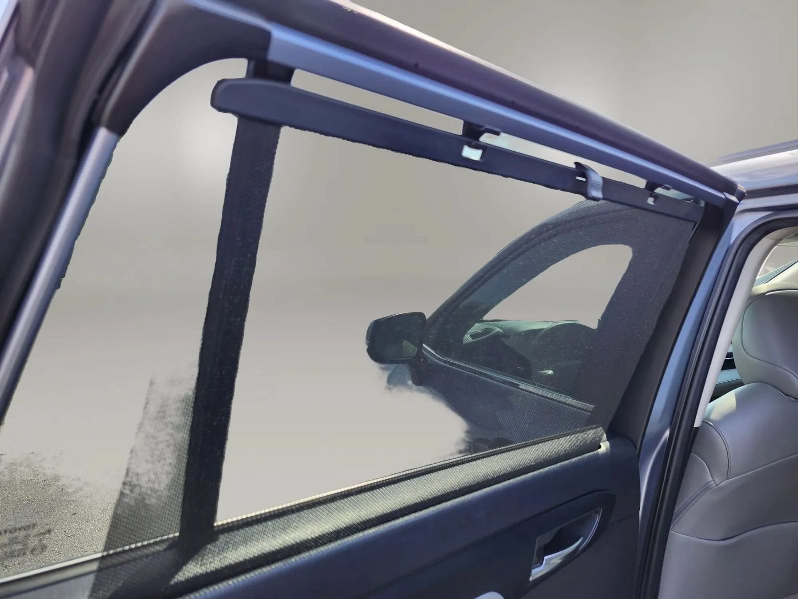 Used 2022 Toyota Highlander XLE AWD/4WD image 19