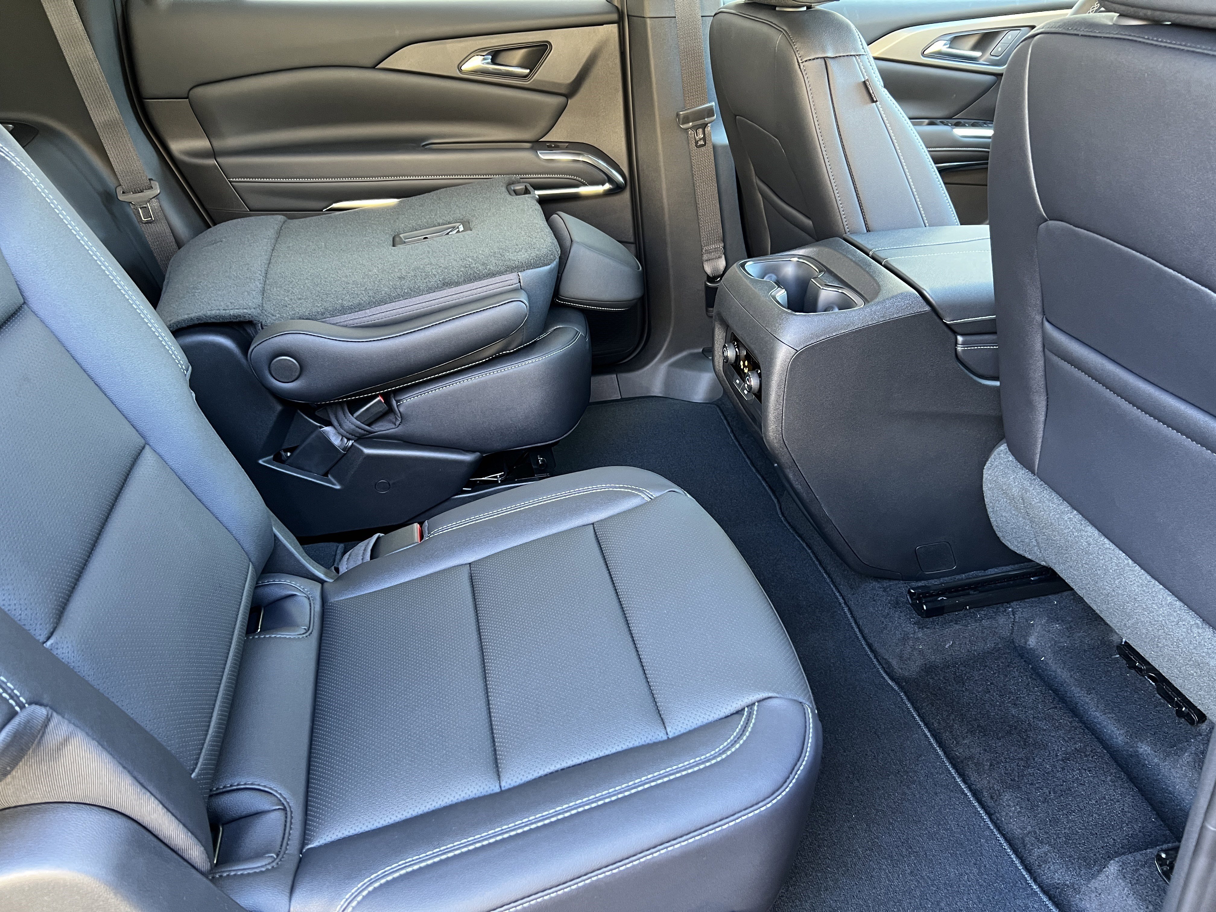 New 2026 Chevrolet Traverse LT image 24