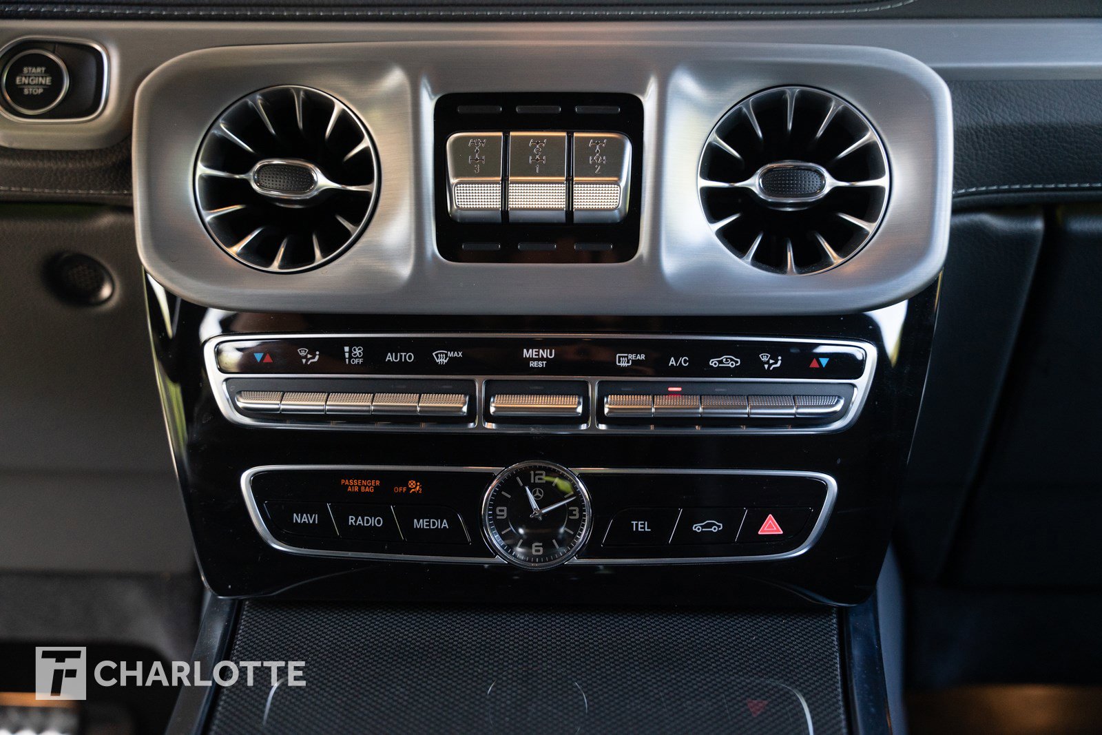 Used 2024 Mercedes-Benz G 550 image 27