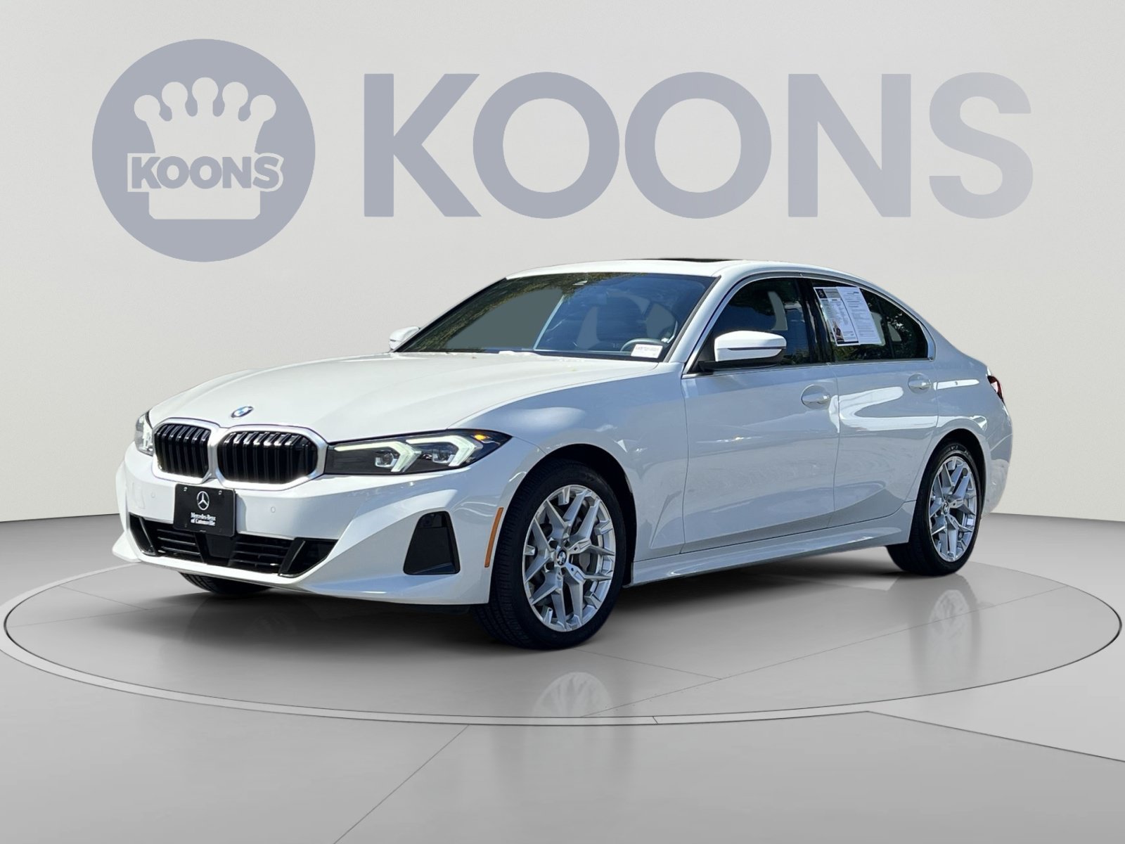 Used 2025 BMW 330i xDrive Sedan AWD/4WD image 1
