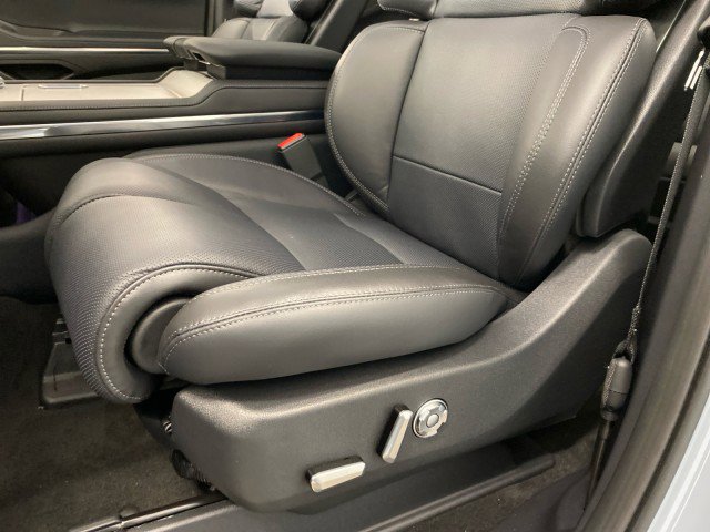 New 2025 Lincoln Navigator Reserve image 28