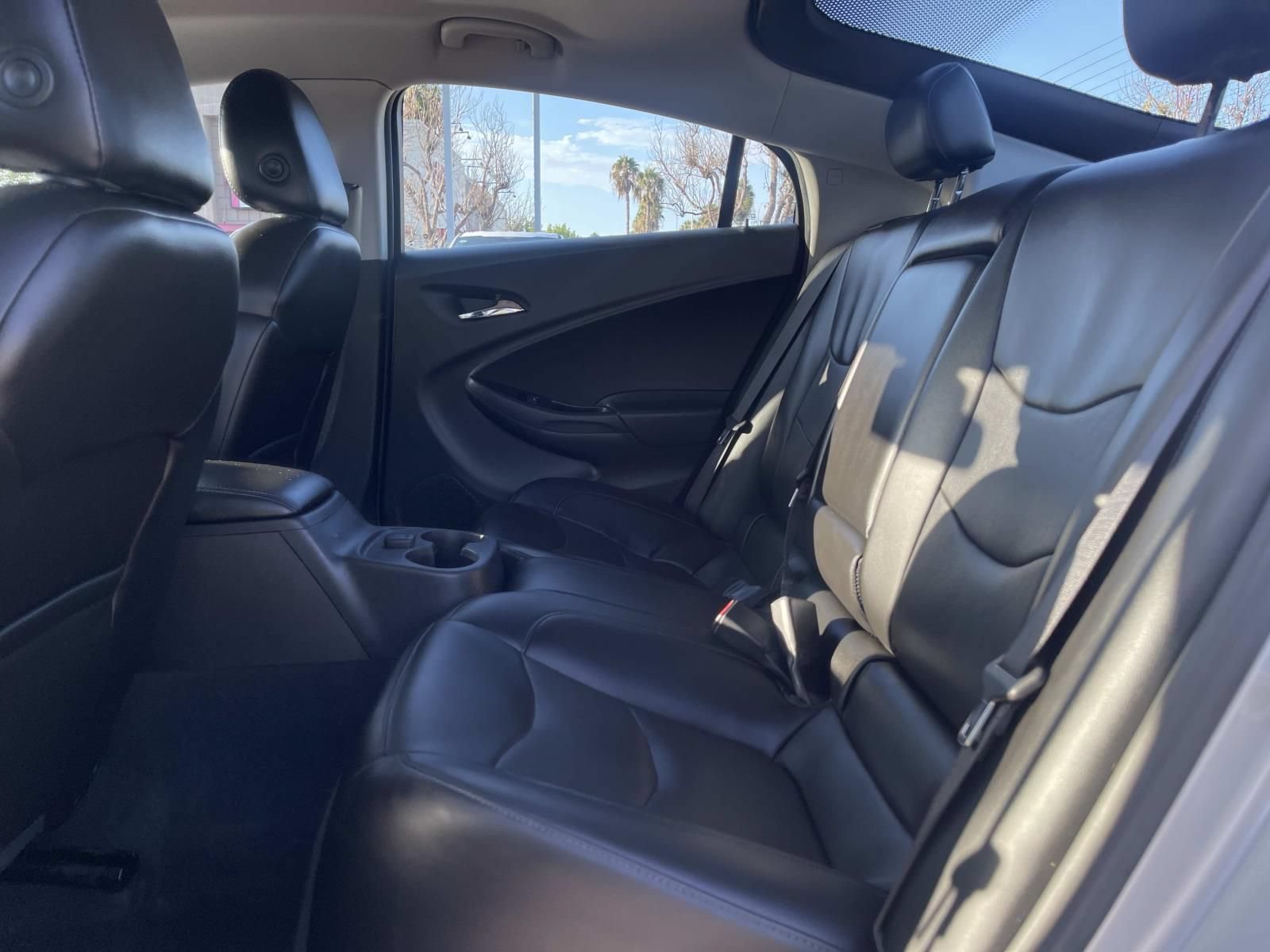 Used 2018 Chevrolet Volt LT w/ LT Driver Confidence Package FWD image 11