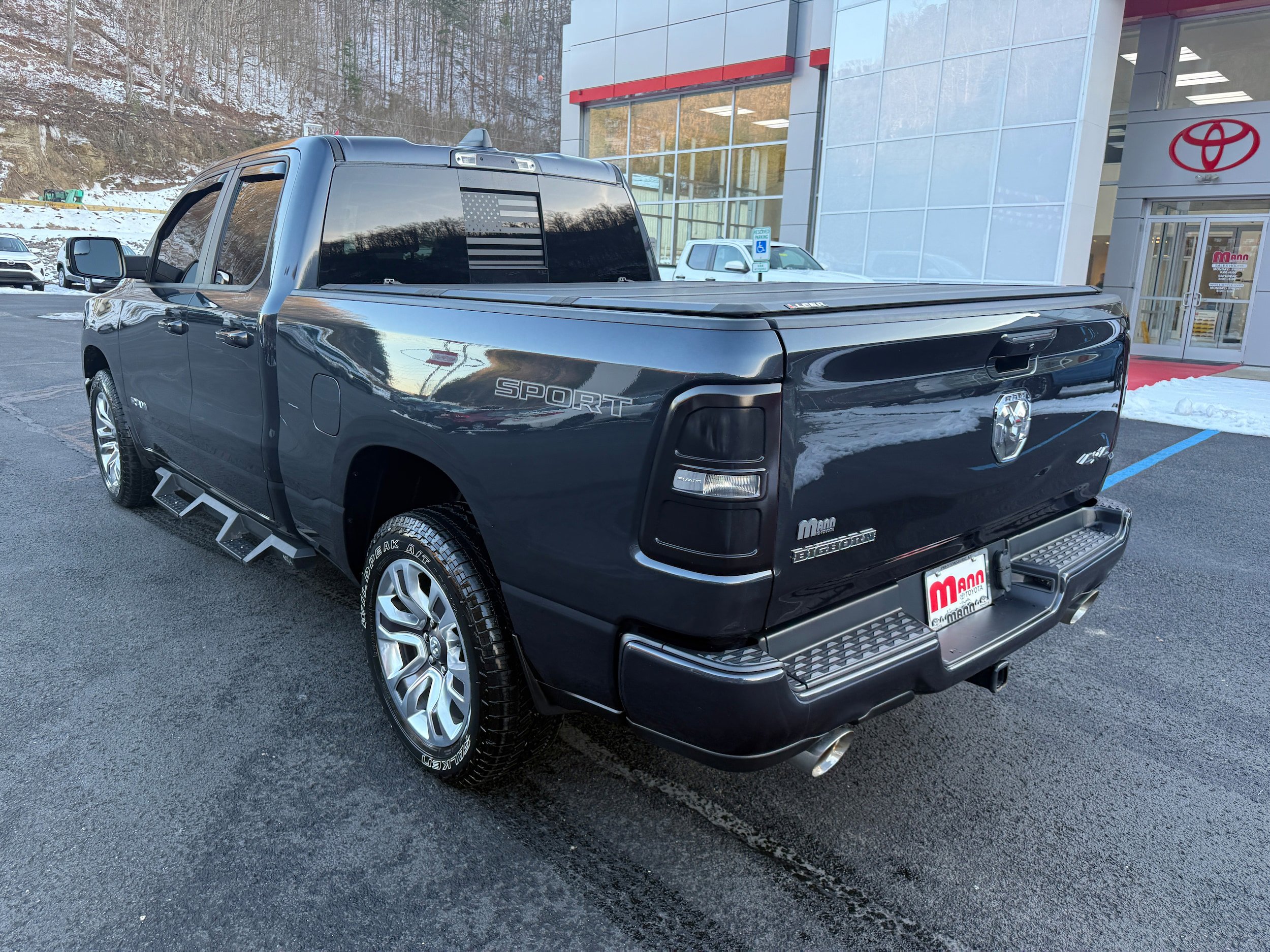 Used 2021 RAM 1500 Big Horn image 9