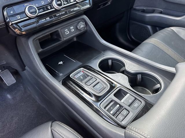 Used 2023 Honda Pilot Touring image 25