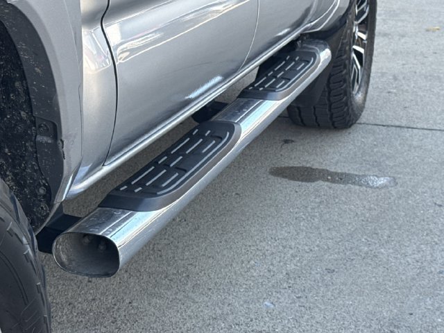 Used 2021 Toyota Tacoma TRD Sport AWD/4WD image 9