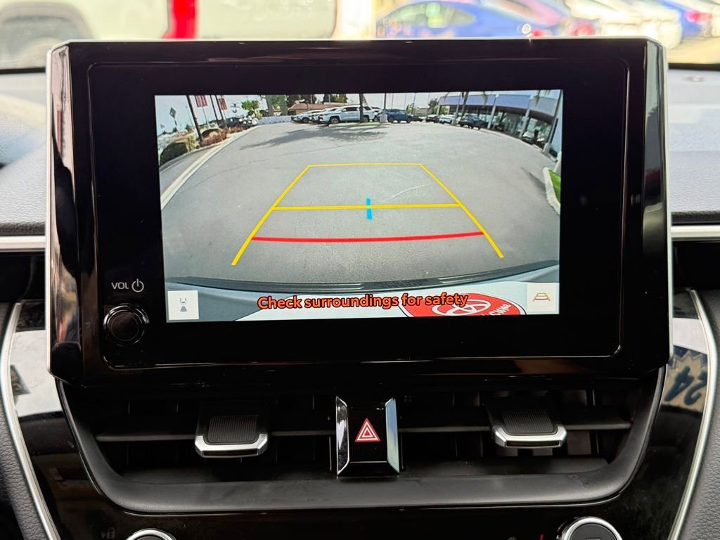 Certified 2024 Toyota Corolla Cross XLE w/ Convenience Package image 30