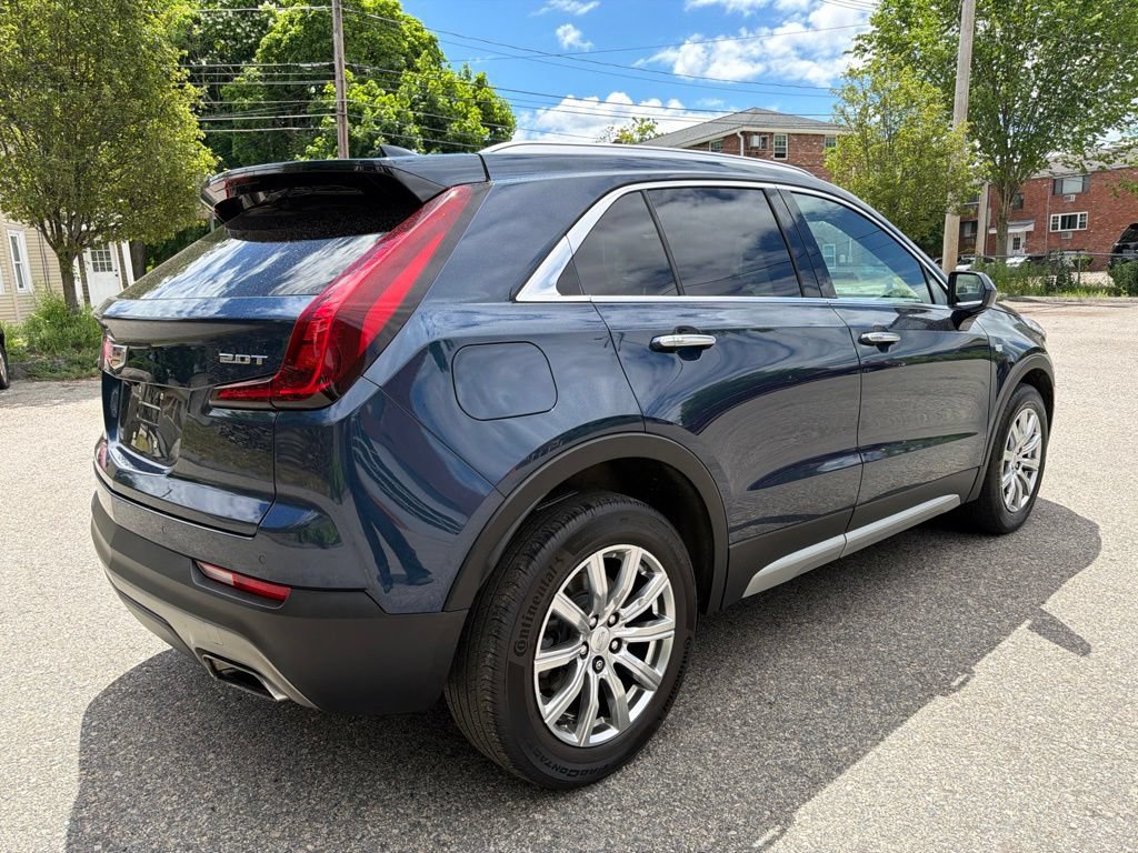 Used 2019 Cadillac XT4 Premium Luxury w/ Cold Weather Package AWD/4WD image 6