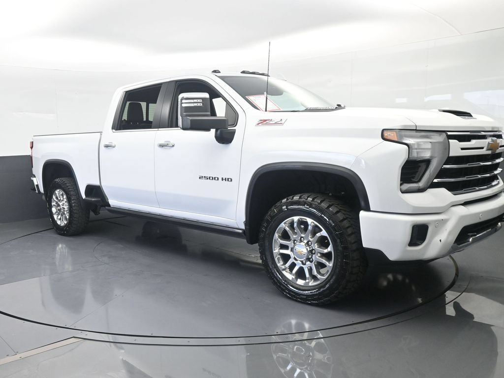 Used 2025 Chevrolet Silverado 2500 LTZ w/ Z71 Chrome Sport Edition AWD/4WD image 9
