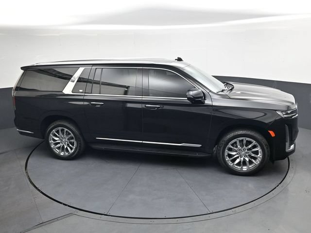 Used 2023 Cadillac Escalade ESV Premium Luxury w/ LPO, Radiant Package AWD/4WD image 23