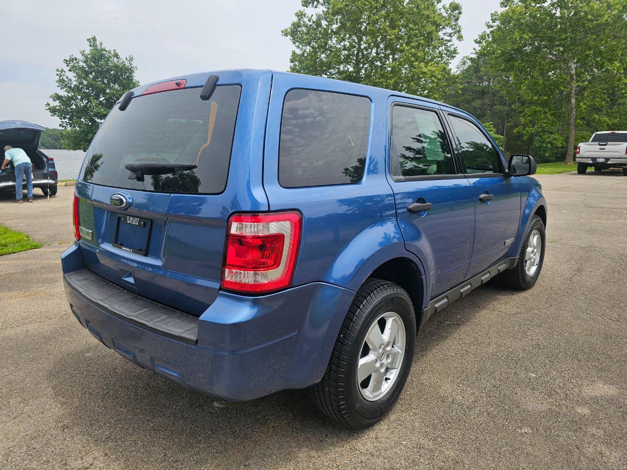 Used 2010 Ford Escape XLS FWD image 5