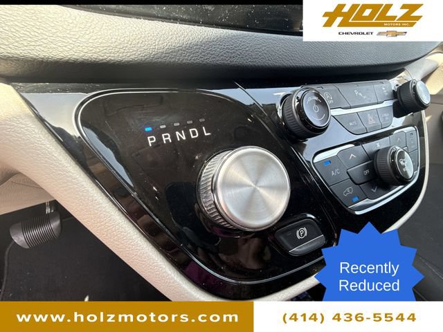 Used 2020 Chrysler Pacifica Touring FWD image 15