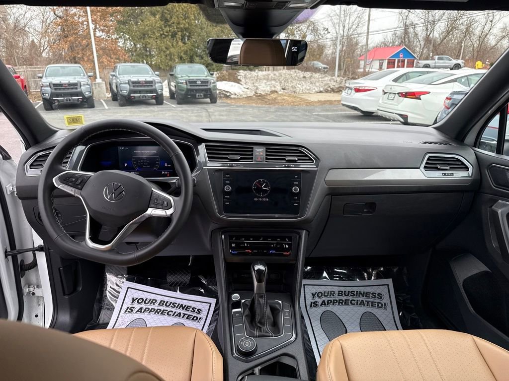 Used 2022 Volkswagen Tiguan SE image 19