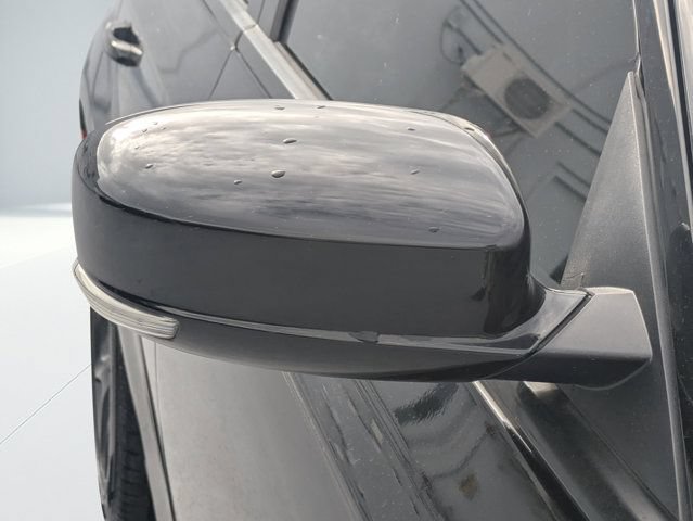Used 2023 Chrysler 300 S w/ Comfort Group RWD image 11