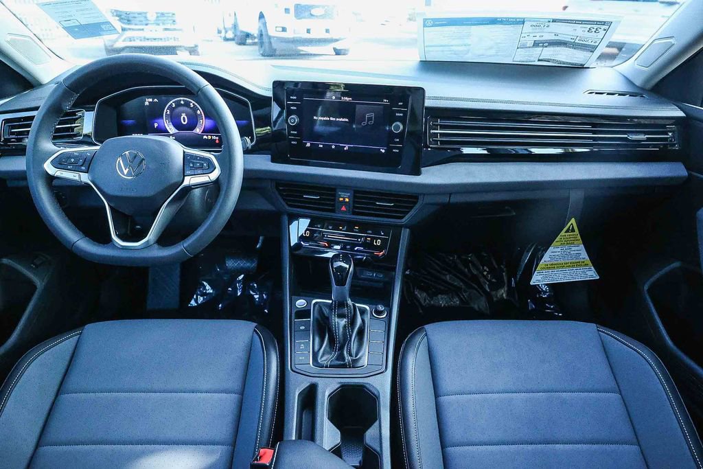 New 2026 Volkswagen Jetta SE image 18