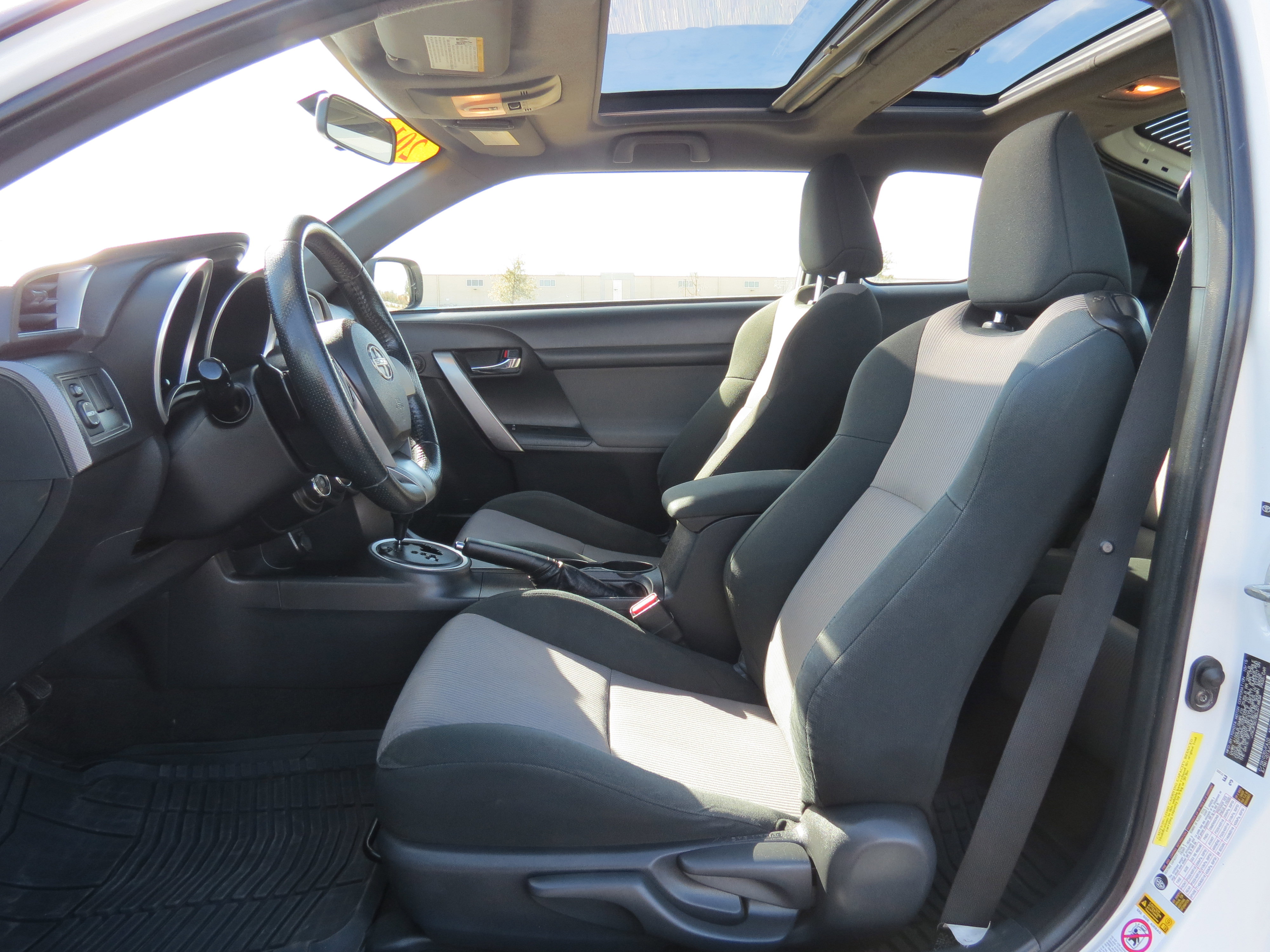 Used 2016 Scion tC 2dr HB Man (Natl) image 20