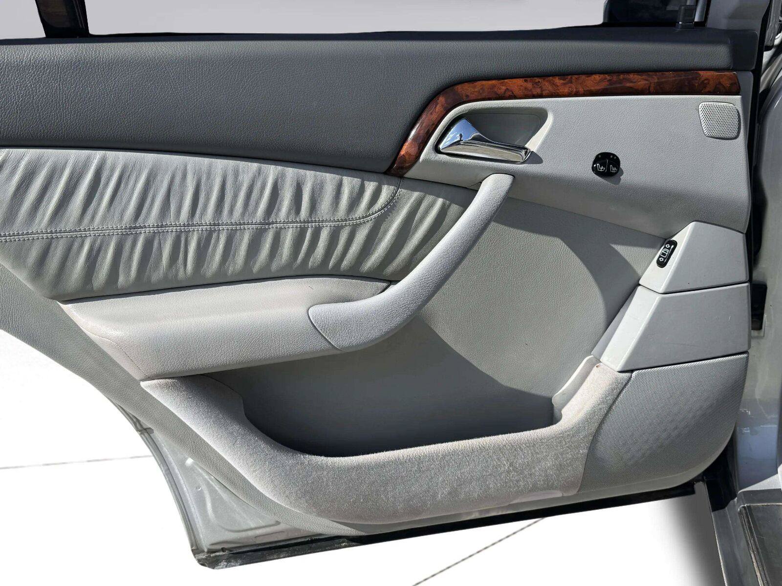 Used 2002 Mercedes-Benz S 500 image 33