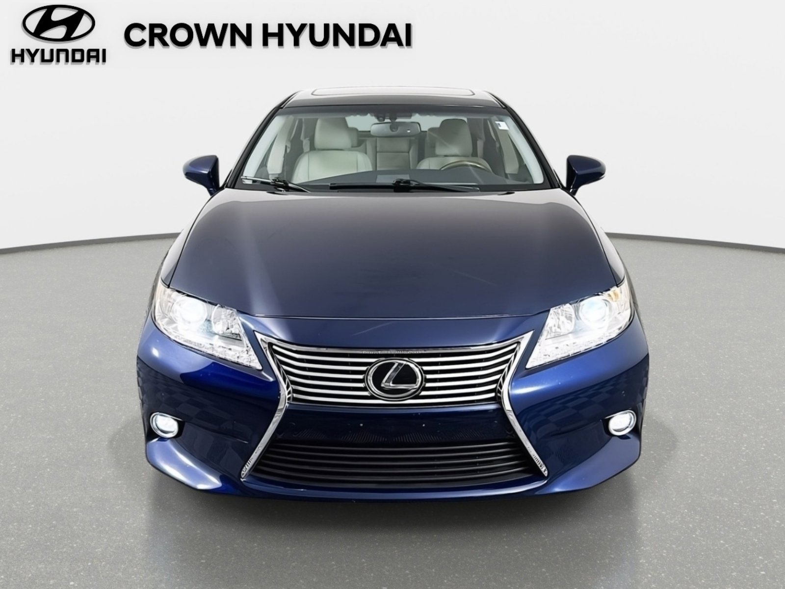 Used 2015 Lexus ES 350 350 w/ Luxury Package image 2