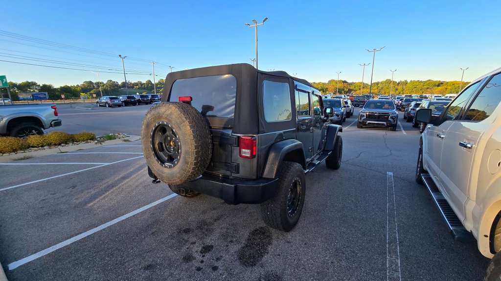 Used 2017 Jeep Wrangler Unlimited Sport w/ Max Tow Package AWD/4WD image 3