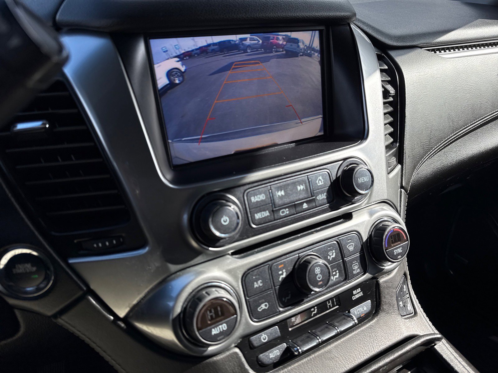 Used 2016 Chevrolet Suburban LTZ image 19