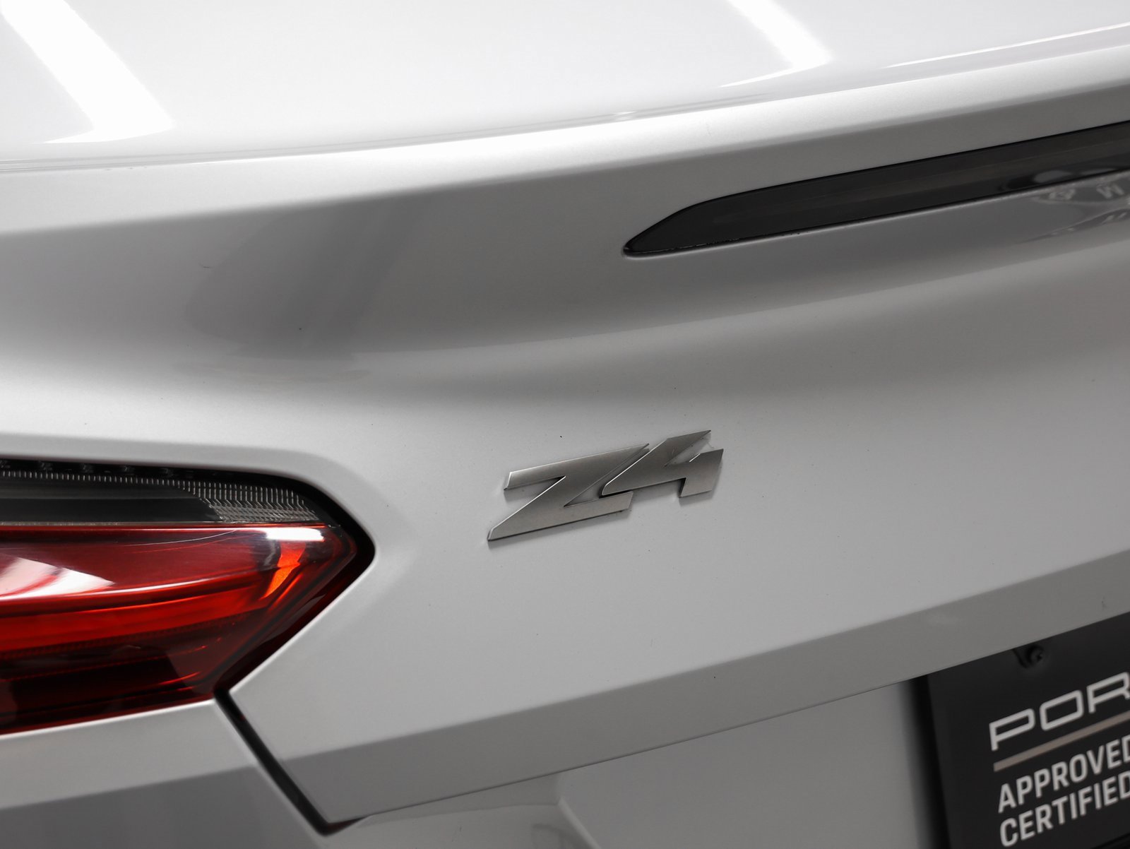 Used 2022 BMW Z4 M40i w/ Premium Package image 26