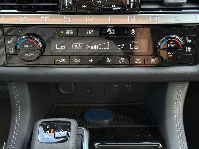 New 2026 Nissan Pathfinder Platinum w/ Accent Package AWD/4WD image 27