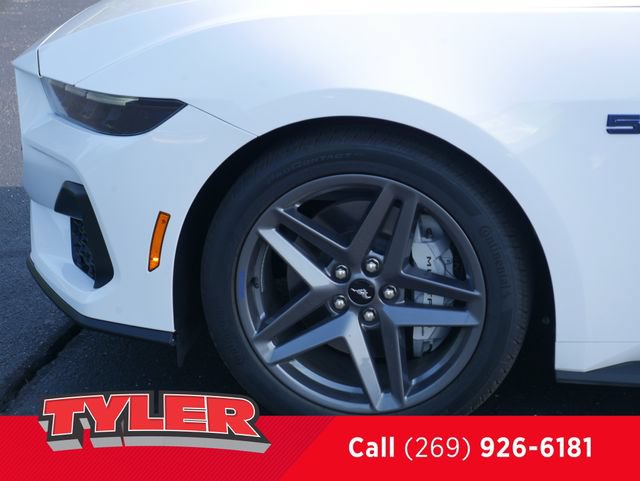 Used 2025 Ford Mustang GT Premium w/ California Special Package RWD image 37