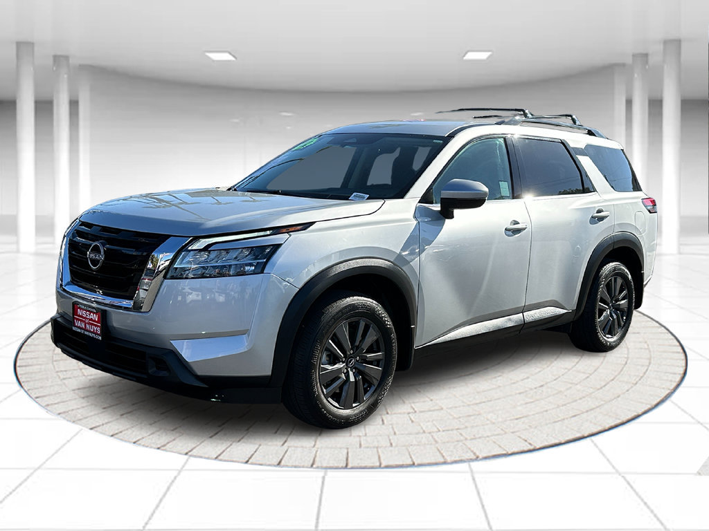 Used 2022 Nissan Pathfinder SV FWD image 1