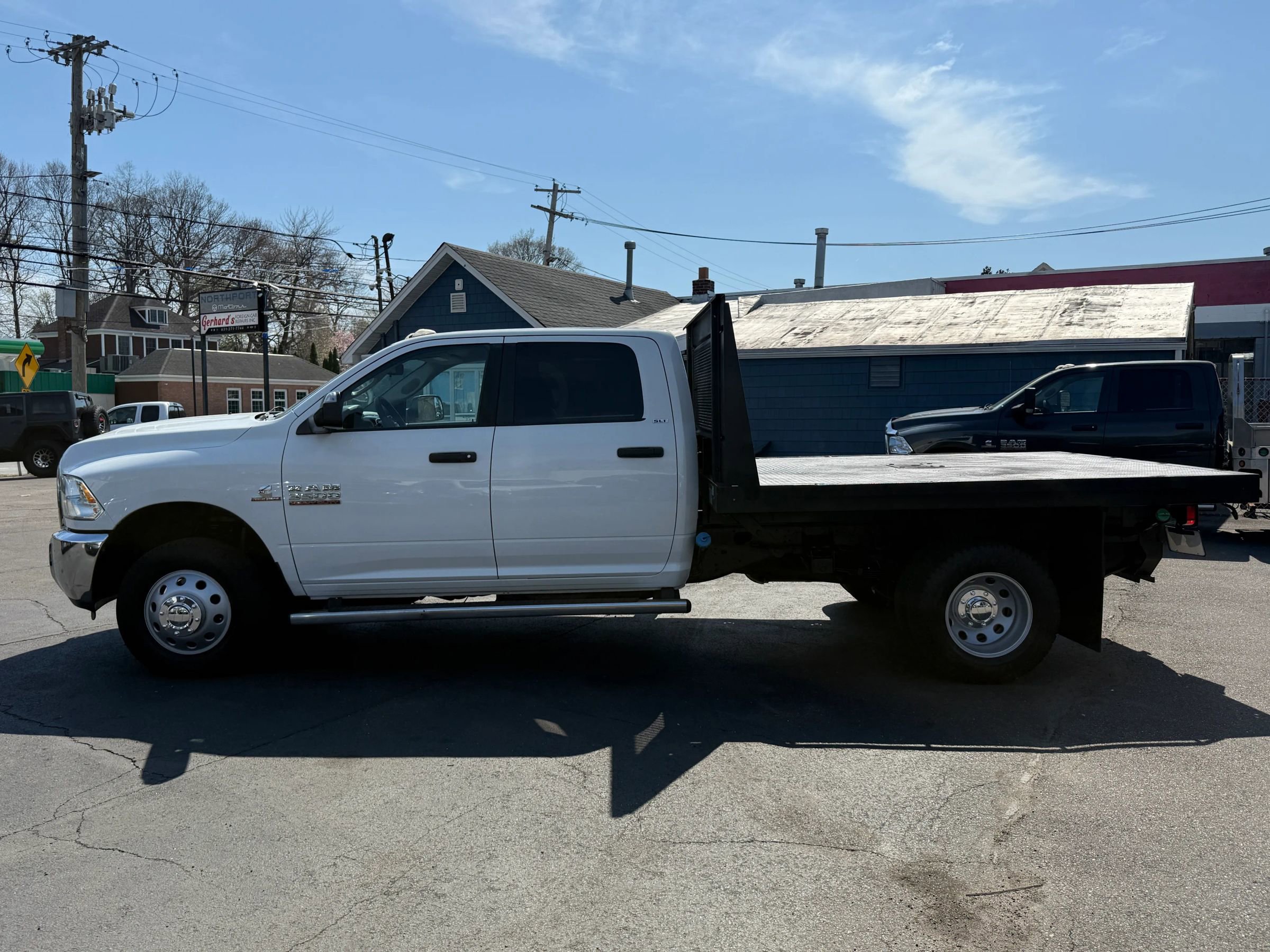 Used 2015 RAM 3500 SLT w/ Quick Order Package 29G SLT AWD/4WD image 3